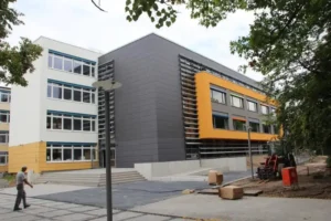 IFE Ingenieurbüro für Elektrotechnik GmbH - Ingenieurbüro / Fachplanungsbüro - Projekte - Referenzen - Schule